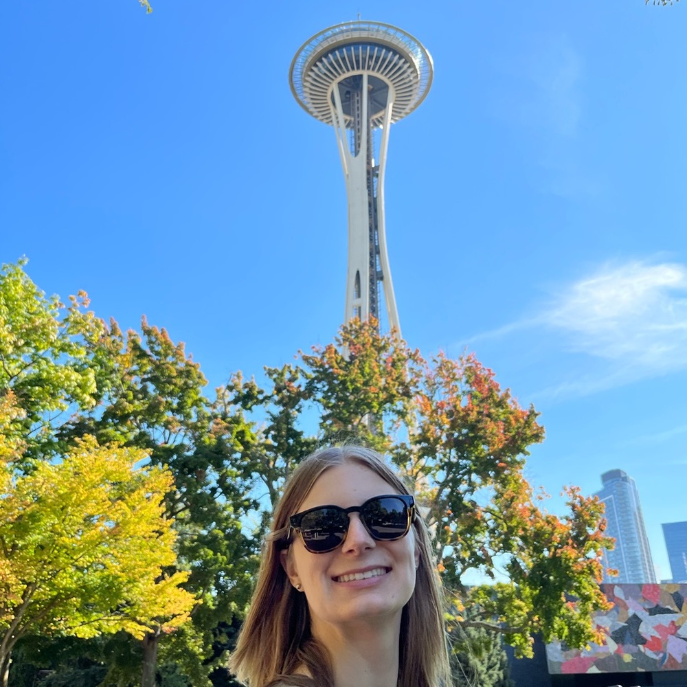 Meet your Posher, Amy